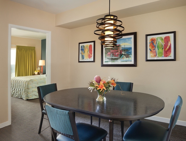 Imagen de la habitación del Hotel Worldmark Oceanside. Foto 2