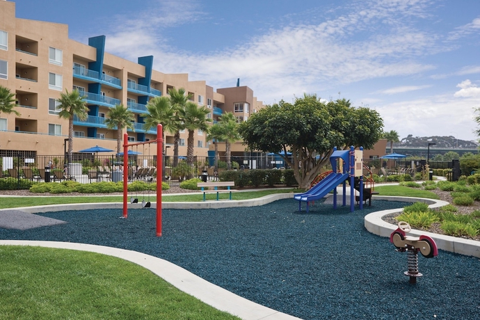 Imagen de los interiores del Hotel Worldmark Oceanside. Foto 16