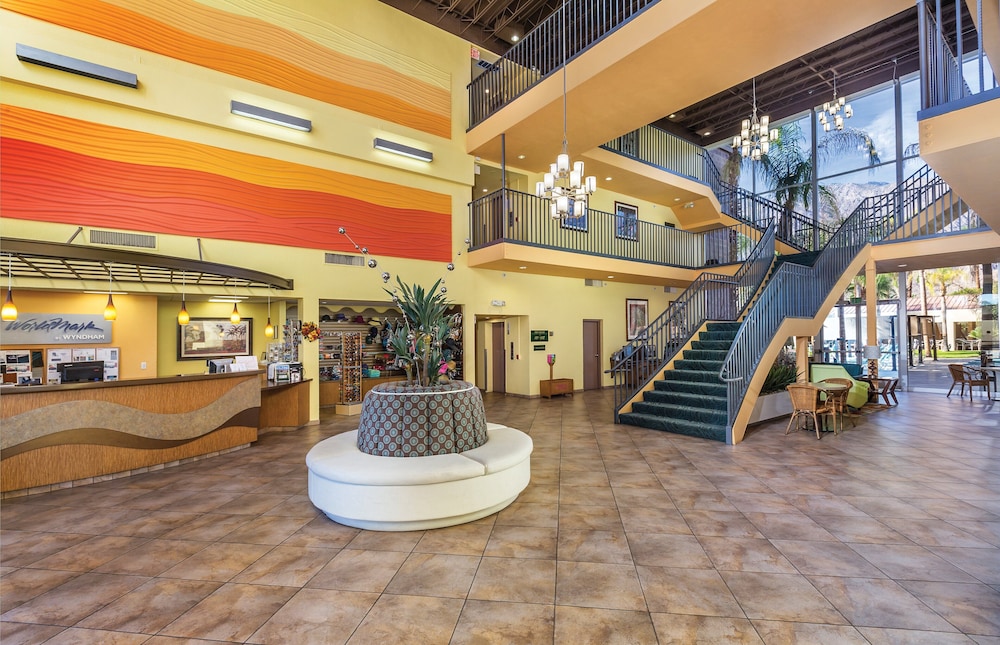 Imagen de los interiores del Hotel Worldmark Palm Springs. Foto 15