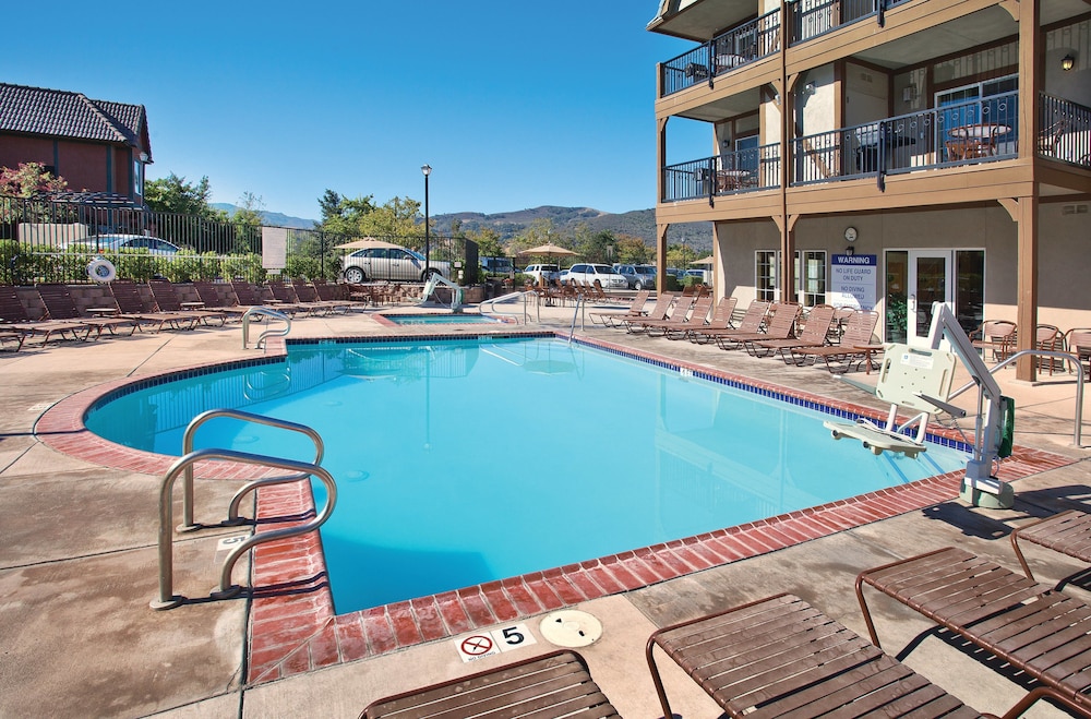 Imagen de la habitación del Hotel Worldmark Solvang. Foto 7