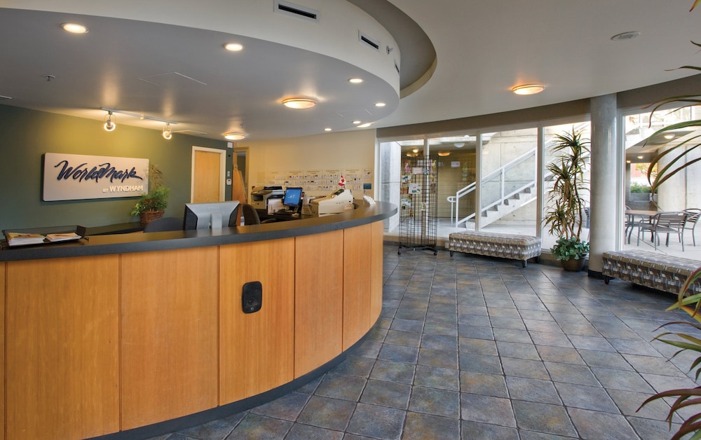 Imagen de los interiores del Hotel Worldmark Victoria. Foto 17