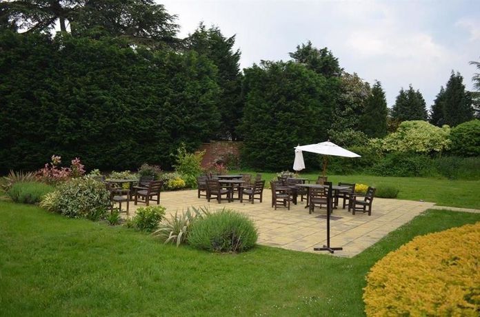 Imagen de los interiores del Hotel Worplesdon Place. Foto 16