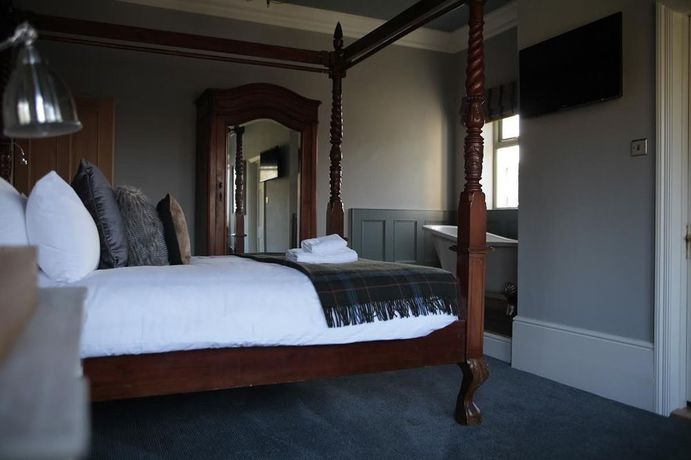 Imagen de los exteriores del Hotel Worplesdon Place. Foto 10