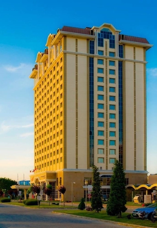 Imagen de los exteriores del Hotel Wow Airport. Foto 8