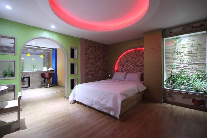 Imagen de la habitación del Hotel Wow Motel. Foto 3