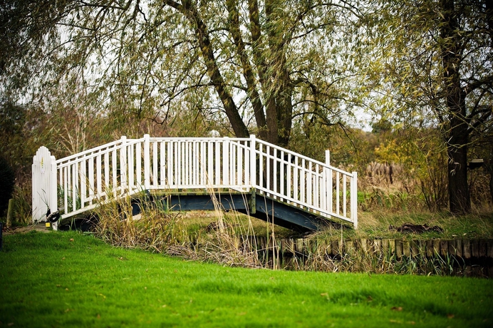 Imagen de los exteriores del Hotel Wrexham. Foto 11