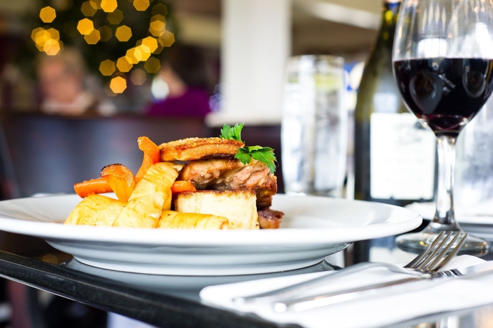 Imagen del bar/restaurante del Hotel Wrexham. Foto 6