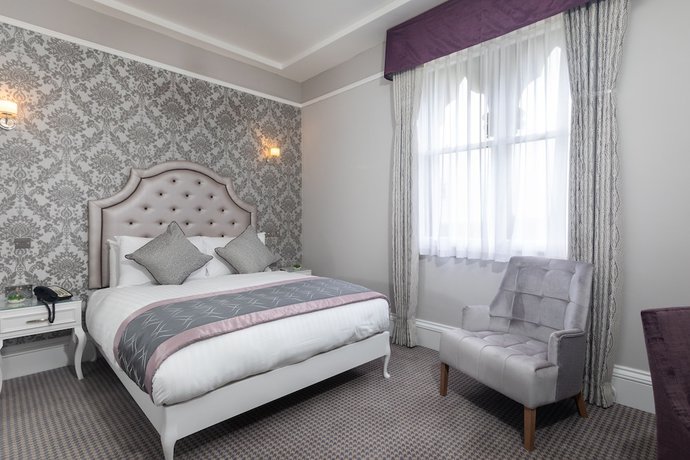 Imagen de la habitación del Hotel Wroxall Abbey. Foto 7