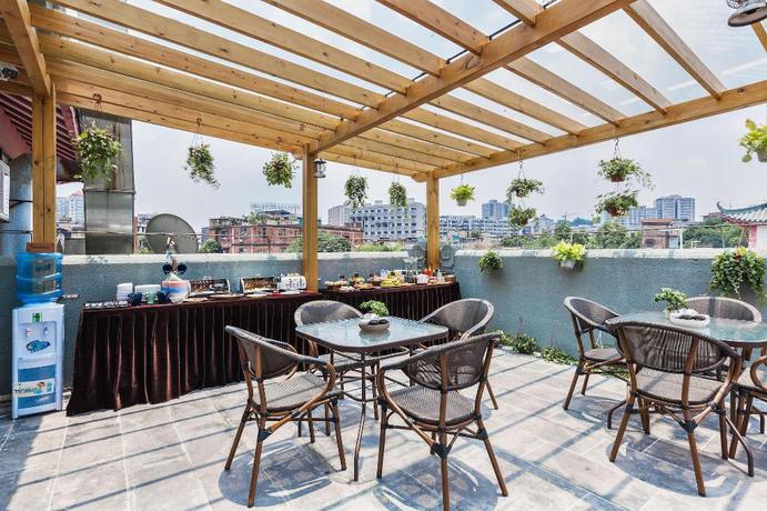Imagen del bar/restaurante del Hotel Wu Xi. Foto 3