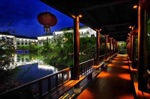 Imagen general del Hotel Wu Xi Shan Se. Foto 4