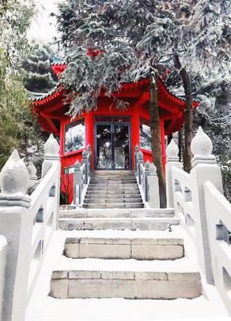 Imagen general del Hotel Wudang Mountain The Yew House. Foto 9