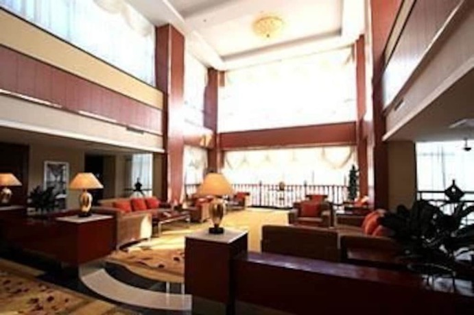 Imagen de los interiores del Hotel Wuhai Binhe Guoji. Foto 10