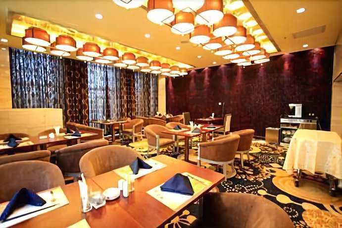 Imagen del bar/restaurante del Hotel Wuhai Binhe Guoji. Foto 4