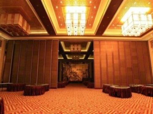 Imagen general del Hotel Wuhan Gaotie Kairui International. Foto 8