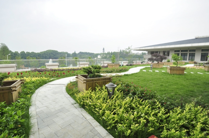 Imagen de los exteriores del Hotel Wuhan Guochuang Chuyuan Donghu. Foto 17