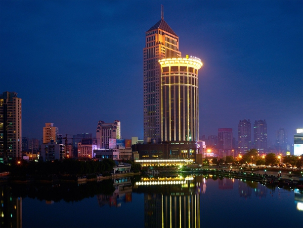 Imagen general del Hotel Wuhan Jin Jiang International. Foto 1