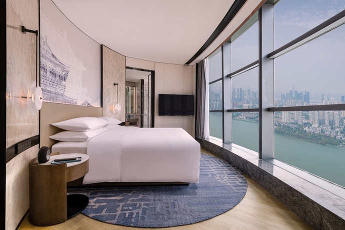 Imagen de la habitación del Hotel Wuhan Marriott Wuchang. Foto 3