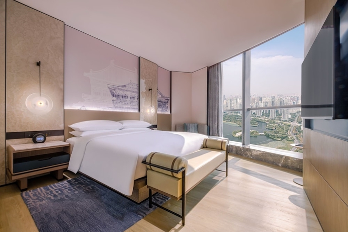 Imagen de la habitación del Hotel Wuhan Marriott Wuchang. Foto 7