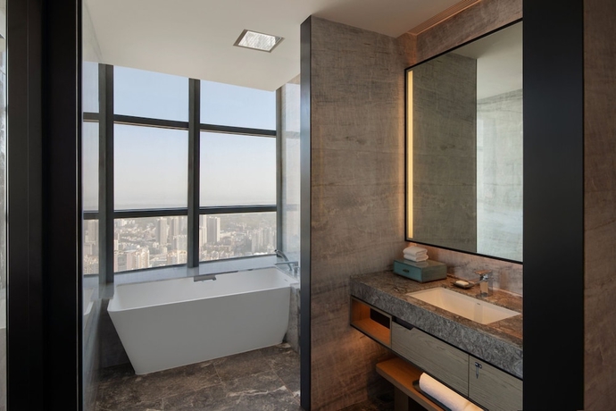 Imagen de la habitación del Hotel Wuhan Marriott Wuchang. Foto 10