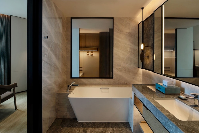 Imagen de la habitación del Hotel Wuhan Marriott Wuchang. Foto 13
