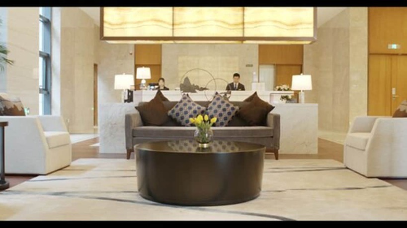 Imagen de los interiores del Hotel Wuhan Optics Valley Convention. Foto 20