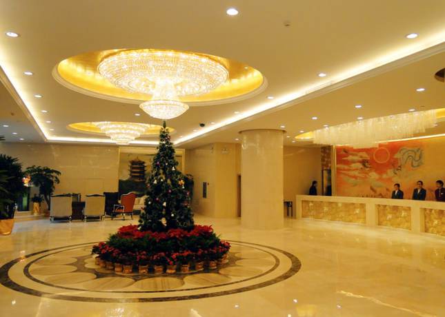Imagen de los interiores del Hotel Wuhan Sentai Zhongyang. Foto 17