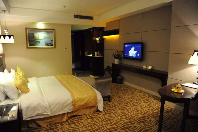 Imagen de la habitación del Hotel Wuhan Sentai Zhongyang. Foto 14