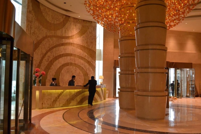Imagen de los interiores del Hotel Wuhan Tianchimel. Foto 16