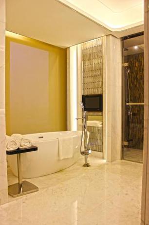 Imagen de la habitación del Hotel Wuhan You Yi International. Foto 3