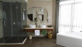 Imagen de la habitación del Hotel Wulan Hot Spring. Foto 8
