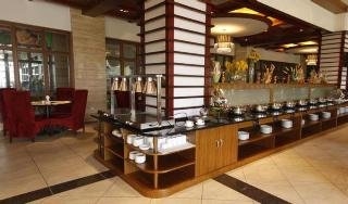Imagen del bar/restaurante del Hotel Wulan Hot Spring. Foto 6