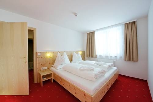 Imagen de los interiores del Hotel Wulfenia. Foto 8