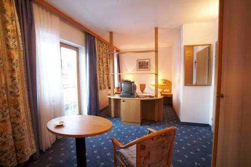 Imagen de la habitación del Hotel Wulfenia. Foto 4