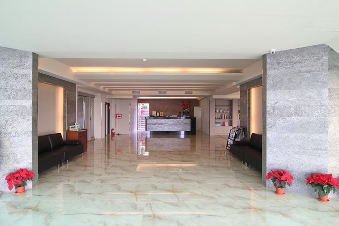 Imagen de los interiores del Hotel Wusanto Huching Resort. Foto 16
