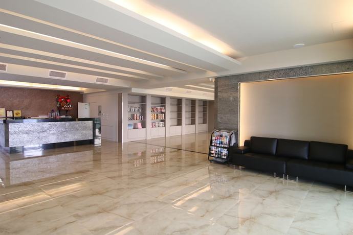 Imagen de los interiores del Hotel Wusanto Huching Resort. Foto 17