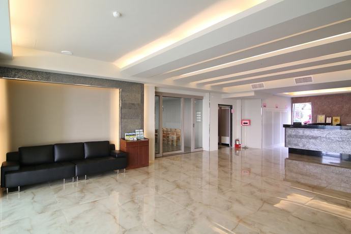 Imagen de los interiores del Hotel Wusanto Huching Resort. Foto 20