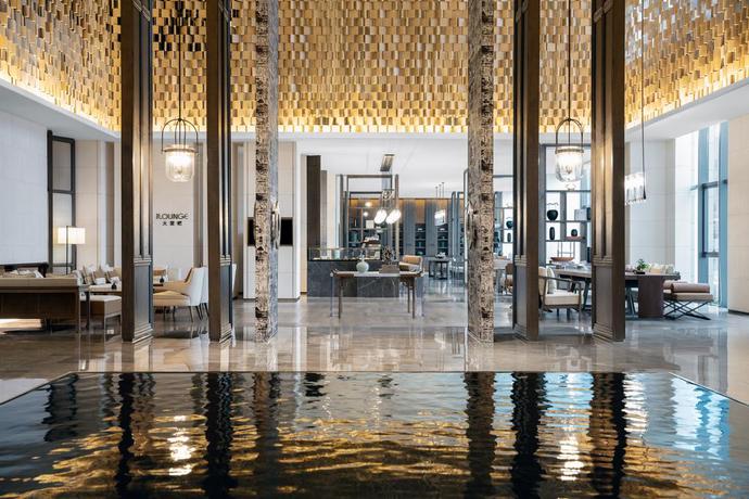 Imagen de los interiores del Hotel Wuxi Marriott Lihu Lake. Foto 11