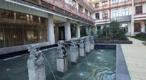 Imagen general del Hotel Wuxi Zenmore. Foto 9