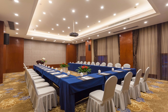 Imagen de los interiores del Hotel Wuyang Hangzhou. Foto 19