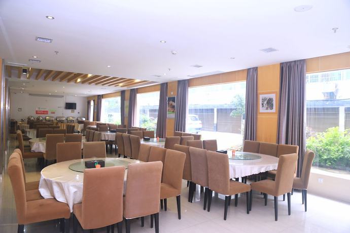 Imagen del bar/restaurante del Hotel Wuyue Scenic Area - Hengyang. Foto 4