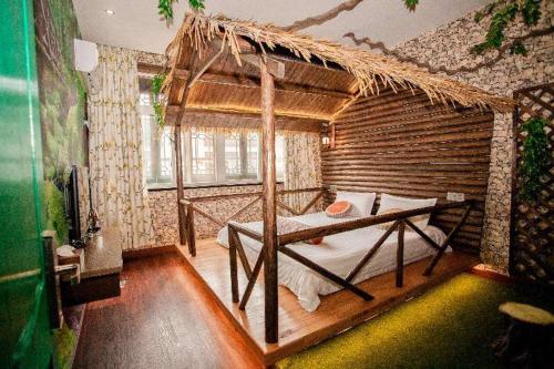 Imagen general del Hotel Wuzhen Rulian Time Theme Guesthouse. Foto 1