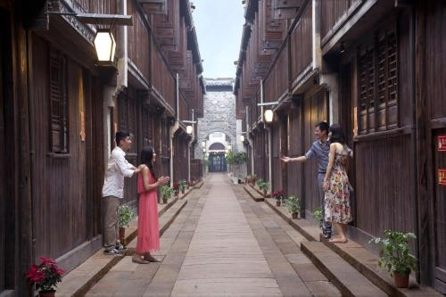 Imagen de los exteriores del Hotel Wuzhen Waterside Resort. Foto 9