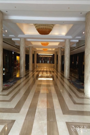 Imagen de los interiores del Hotel Wuzhou Guest House - Shenzhen. Foto 11