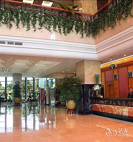 Imagen de los interiores del Hotel Wuzhou Guest House - Shenzhen. Foto 12