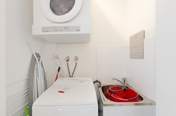 Imagen de los interiores del Hotel Wyndel Apartments - Bertram. Foto 17