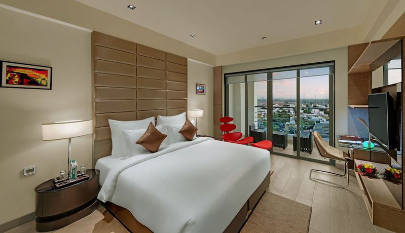 Imagen de la habitación del Hotel Wyndham Ahmedabad Shela. Foto 5