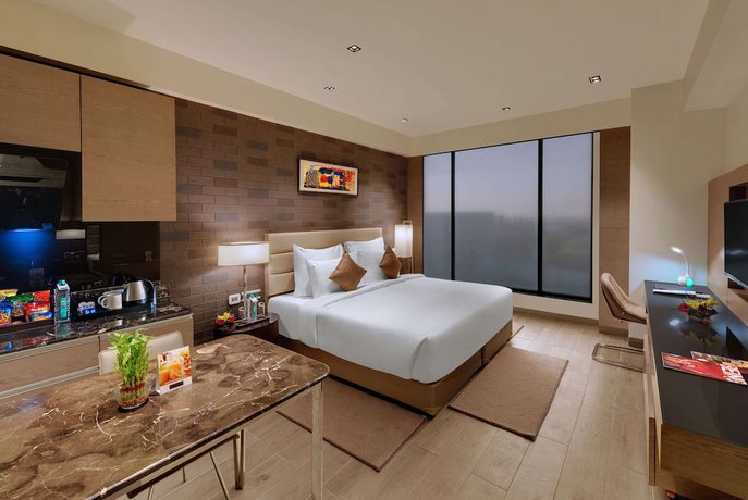 Imagen de la habitación del Hotel Wyndham Ahmedabad Shela. Foto 6
