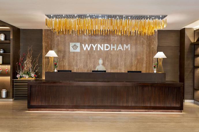 Imagen de los interiores del Hotel Wyndham Ahmedabad Shela. Foto 15