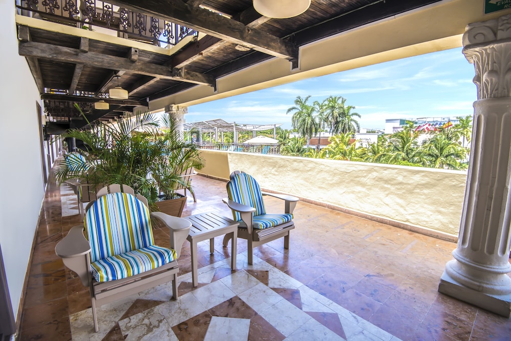 Imagen de la habitación del Hotel Wyndham Alltra Playa Del Carmen Adults Only All Inclusive. Foto 16