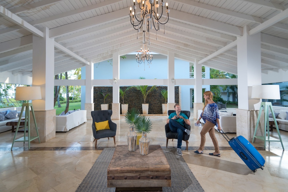 Imagen de los interiores del Hotel Wyndham Alltra Samana All-inclusive Resort. Foto 19